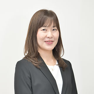 山川　紗央里